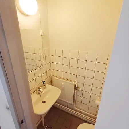 Double 5 With Free Parking Apartmán